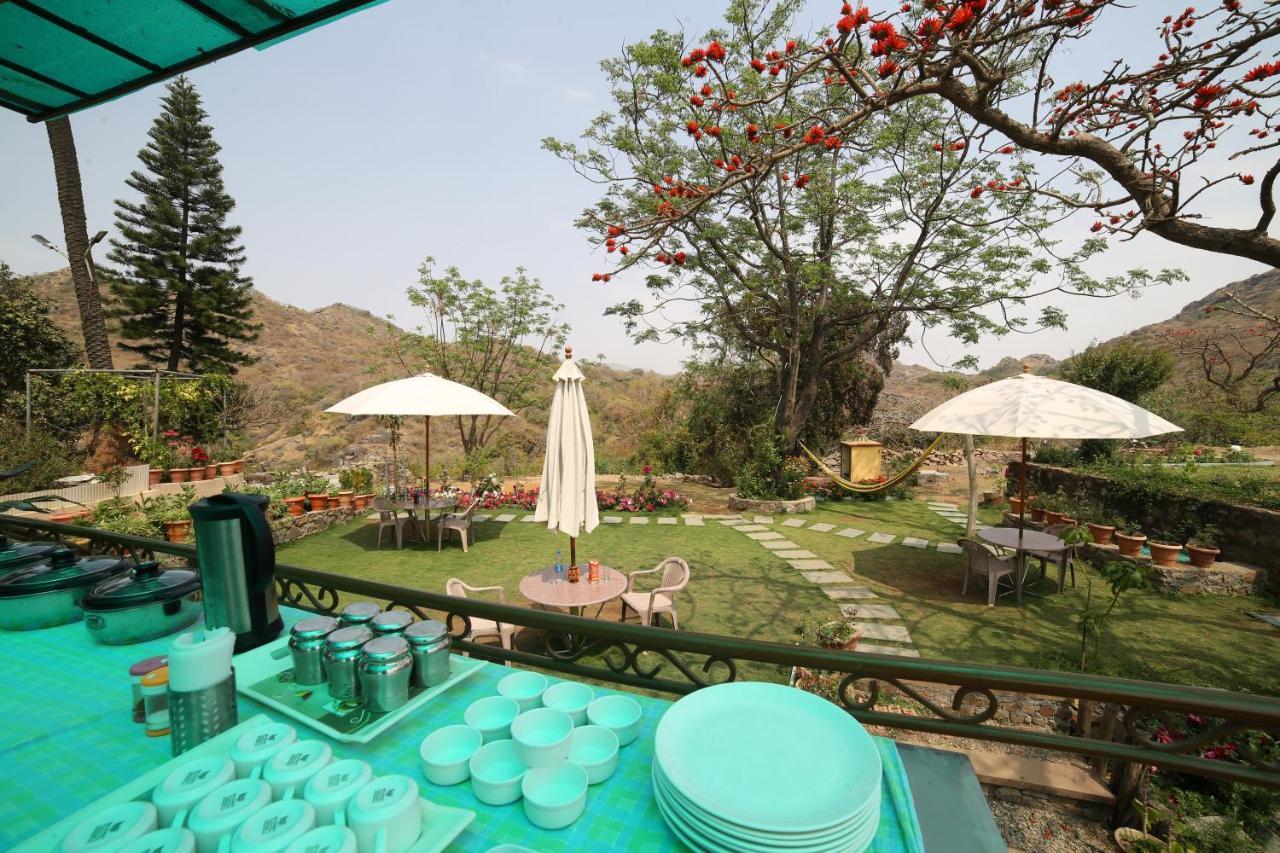 Forest Eco Lodge Ābu Exteriör bild